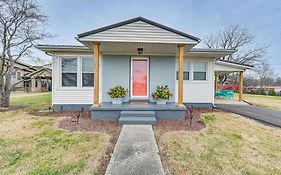 Charming Cave City Vacation Rental With Fire Pit!